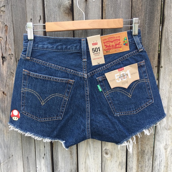 NWT Levi’s x Super Mario 501 Jean Shorts Blue 26 - Picture 6 of 15
